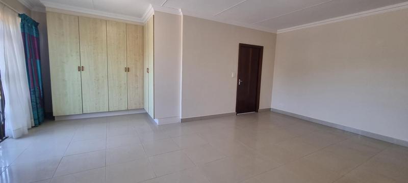 4 Bedroom Property for Sale in Reebok Western Cape